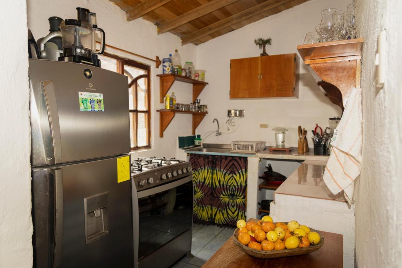 Ideal Y Linda Casita En San Cristobal-Galapagos エクステリア 写真